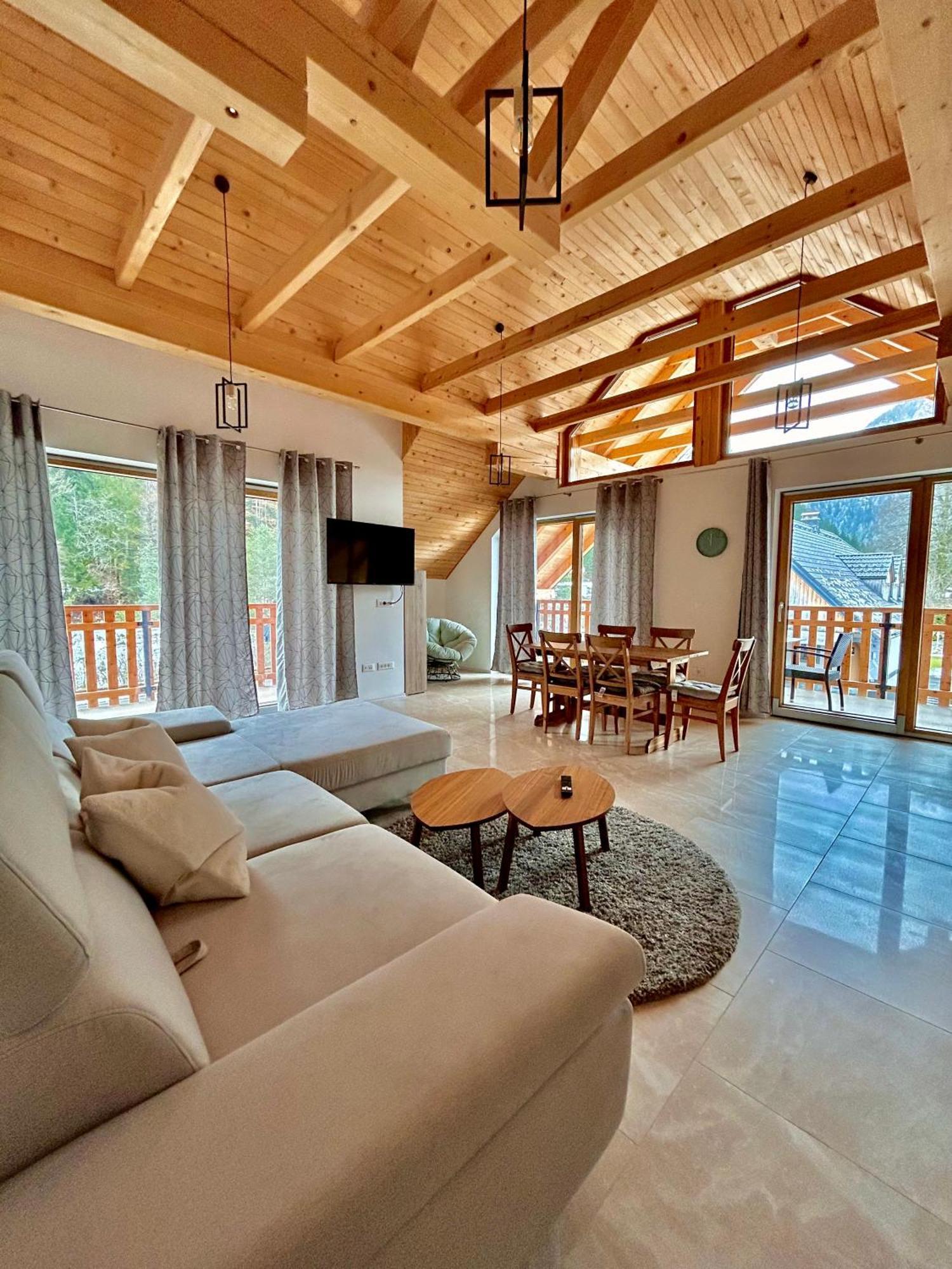 Alps Apartments Kranjska Gora Bagian luar foto
